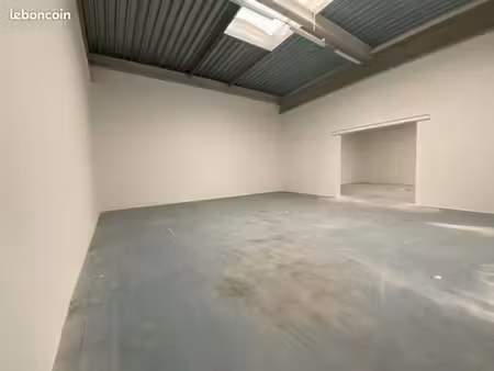 local d'activite 389 m² chambly