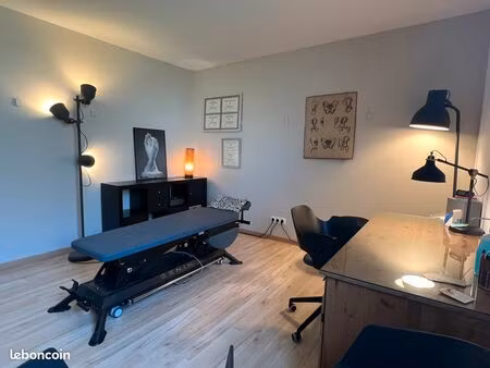 local commercial dans cabinet de soin et bien etre