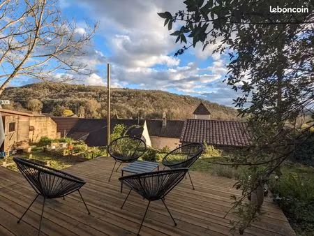 maison de caractère en pierre - vue panoramique - sans travaux - chauffage écologique