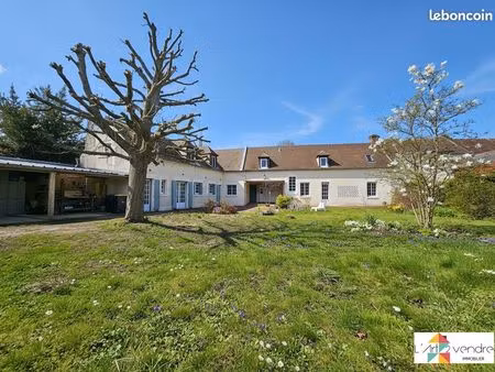 propriété 8 pièces 156 m²