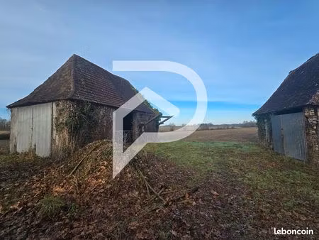 bâtiment 112 m² larreule