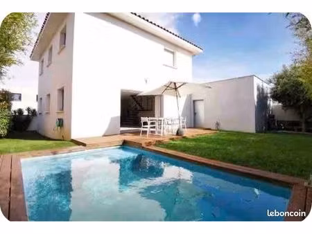 villa contemporaine villeneuve les maguelone