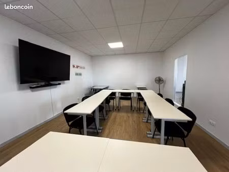 bureaux 356 m² beauvais