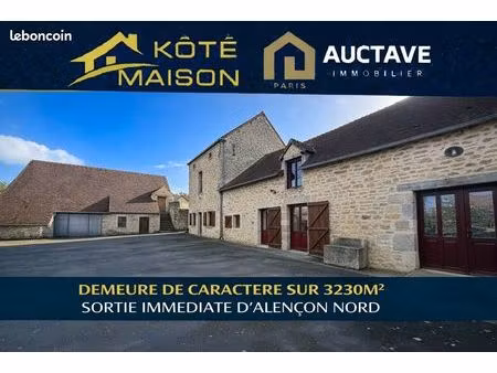 propriété 4 pièces 134 m²