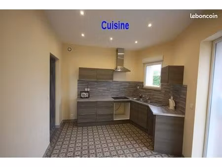 maison 92m² à louer à saulty