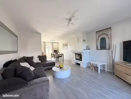maison 4 pièces 94 m²