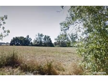 terrain 435 m² nerac