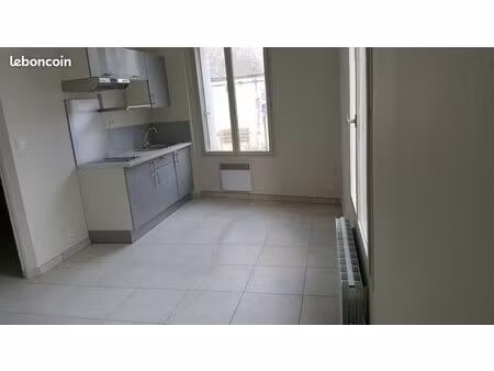 appartement meublé 2 pièces centre ville bléré