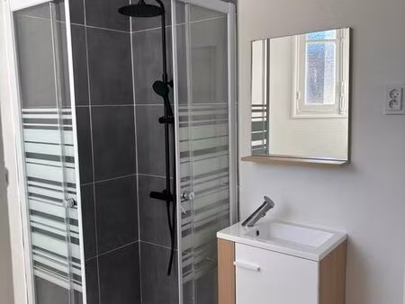 t1 35m2 420 charges comprises