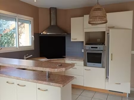 maison à louer à aureillhan