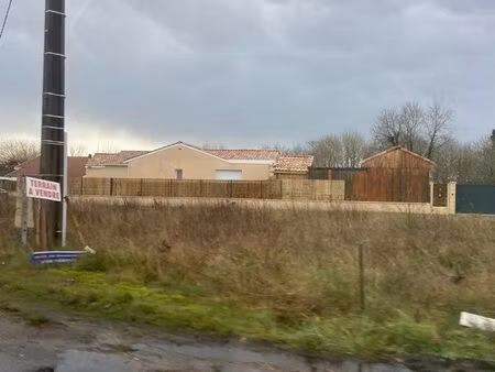 terrain de 554m2 viabilisé à salaunes