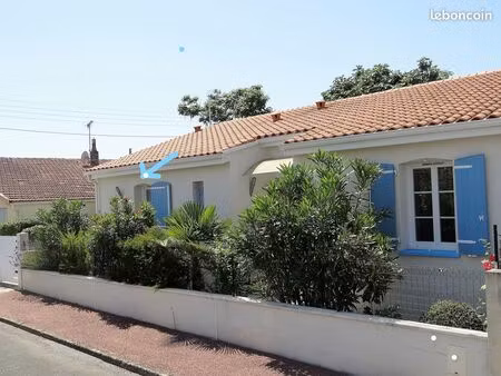 studio etudiant type t1 dans villa neuve centre royan 500m lycee atlantique commerces care