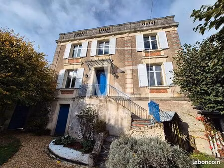 maison 5 pièces 187 m²