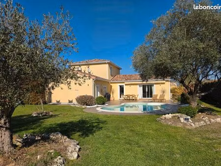 maison 130m2 avec piscine