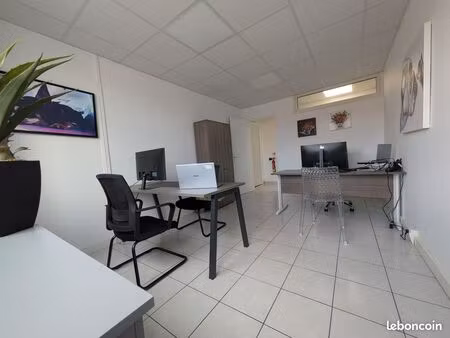 bureau 14 m² meublé – centre metz – wifi inclus – ascenseur