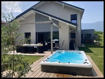 maison neuve individuelle de 2023 – 225m² / 740 m² de terrain