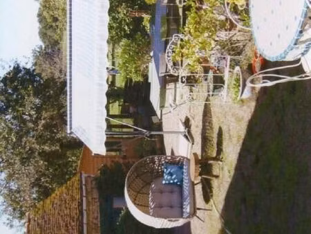 villa 4 pièces 77 m²