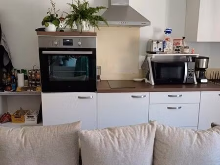 beau t2  centre ville de montpon