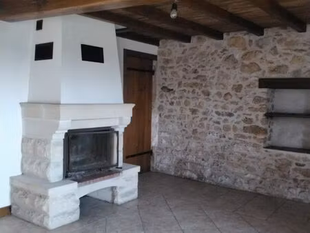 maison à louer 5mn de nontron