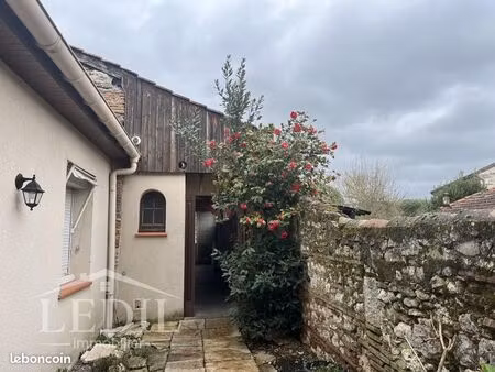 maison de village 5 pièces 195 m²