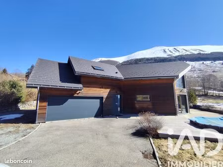 maison 6 pièces 167 m²