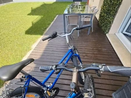 à vendre - 2 pièces de 46.31m2  jardin de 100m2  cave  garage privatif en sous-sol et plac