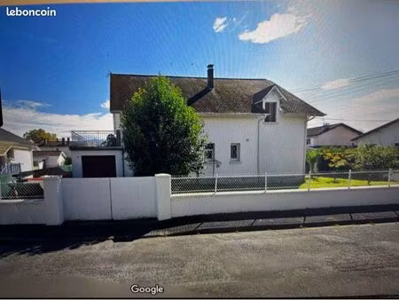 titre : maison 200 m² – 6 chambres – terrain 520 m² – garage – oloron-sainte-marie