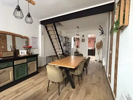 maison de ville rénovée- aucun travaux à prévoir