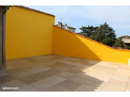 immeuble de rapport - commerce + t3 avec terrasse