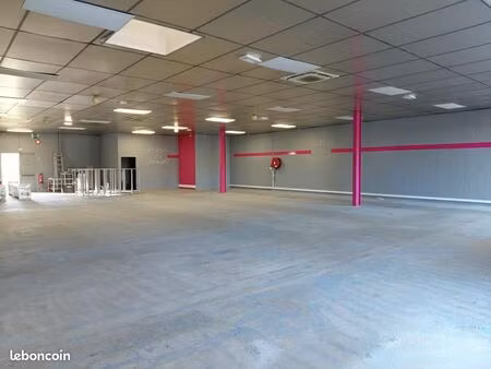 local commercial 400 m²