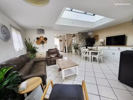 maison 5 pièces 105 m²