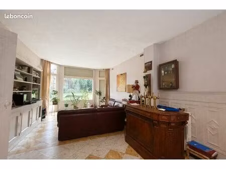 maison 6 pièces 184 m²