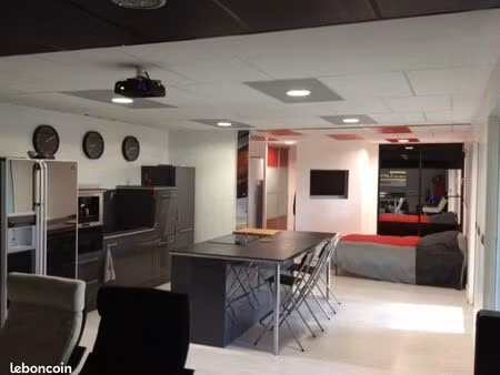 magnifique loft de 100m2 au calme à la campagne proche comodités