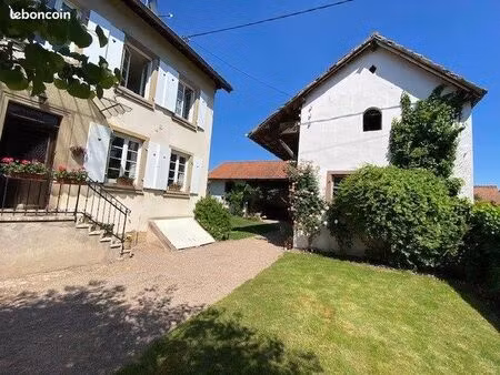 propriété de caractère – corps de ferme – dépendances 300 m² – 15 min de strasbourg