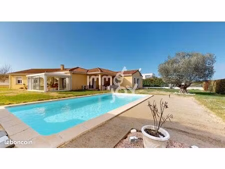 villa 7 pièces 171 m²