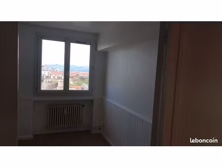 location grand t5 dans résidence proche carnot  42000