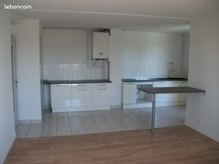 f3 très calme entièrement rénové