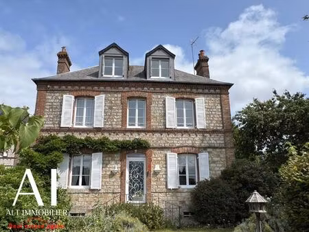 maison 7 pièces 140 m²