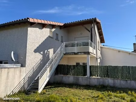 t 4 estrablin 3 ch 935