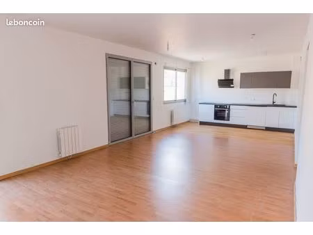 appartement t3 rdc jardin privatif 93 m2