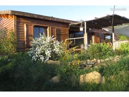 maison t4 meublée 116 m² – terrasse  jardin  vue montmirat – basse consommation