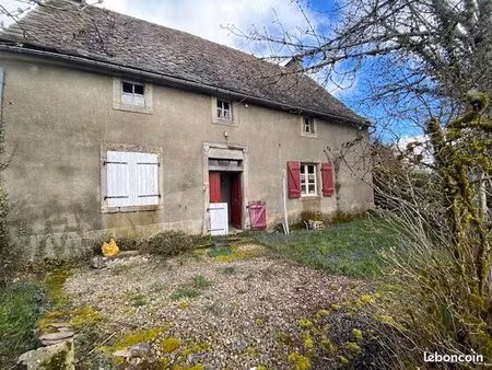 maison 140 m² tauves