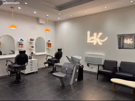 murs local commercial (idéal investisseur)