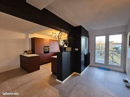 maison de ville double garage 186m²