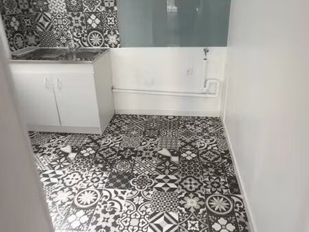 f 2 de 37 m 2 reims au petit betheny