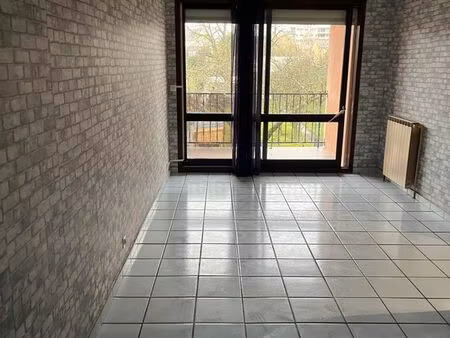 appart f3 75 m² avec balcon et parking privé
