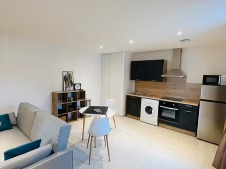 grand t2 calme côté cour