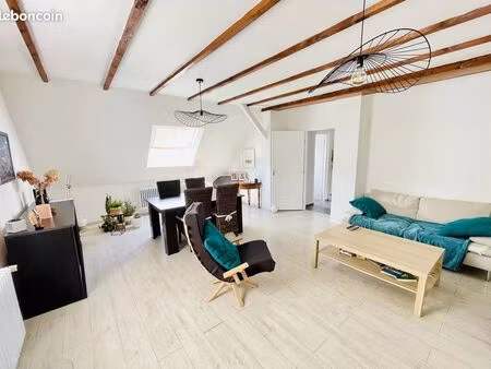 appartement 3 pièces 75m²