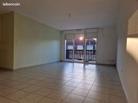 dispo imm à niederhausbergen (village entre ville et campagne) f3 + garage