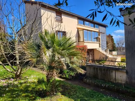 t3 lumineux + garage + atelier + jardin – maison flacé au calme